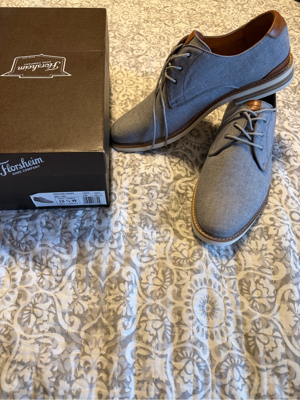 Men’s Florsheim Gray Canvas Derby with Brown Trim